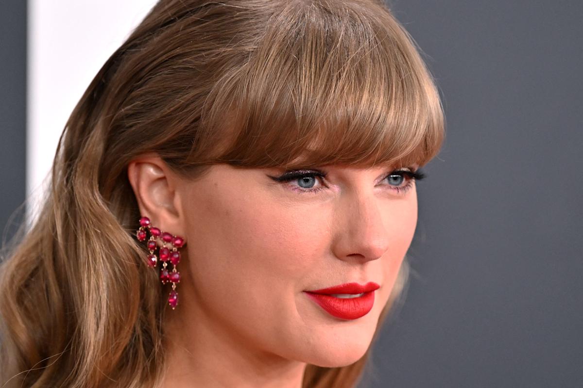 hai-cot-nguoi-duoc-tim-thay-gan-nha-cua-rhode-island-cua-taylor-swift-da-duoc-xac-dinh